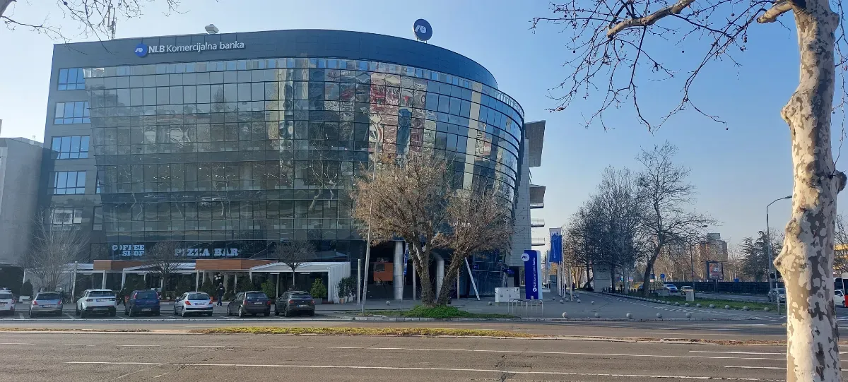 Upravna zgrada NLB Komercijalne banke – Novi Beograd